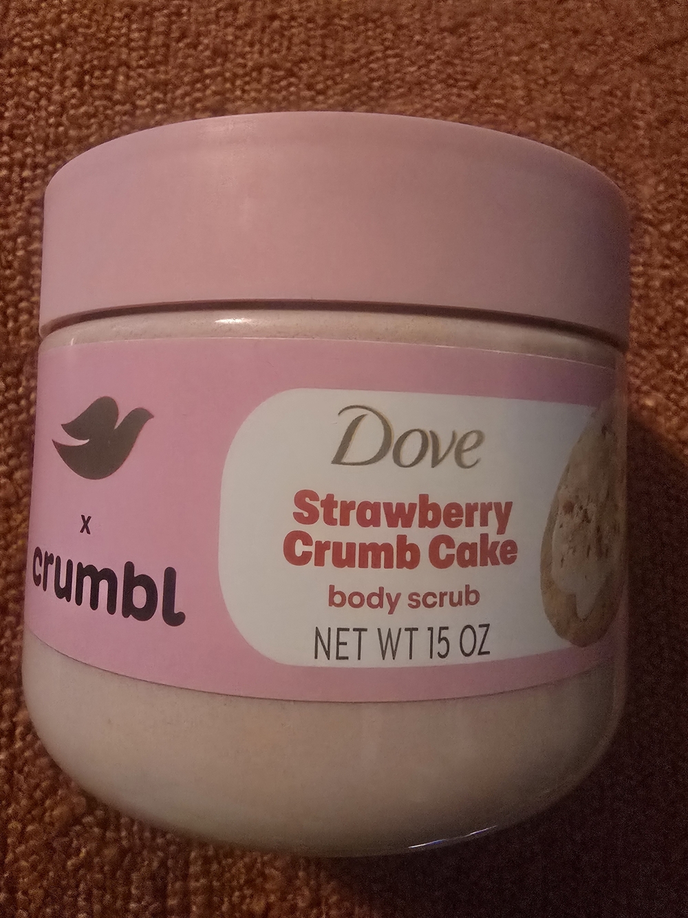 Dove Strawberry Crumb Cake Body Scrub — Pink Exfoliating Scrub